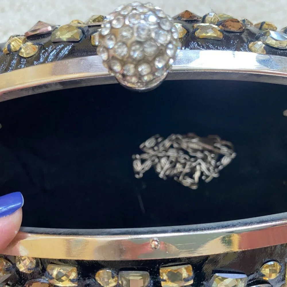 NWOT, bejeweled clamshell purse, chain strap, rhinestone clasp.